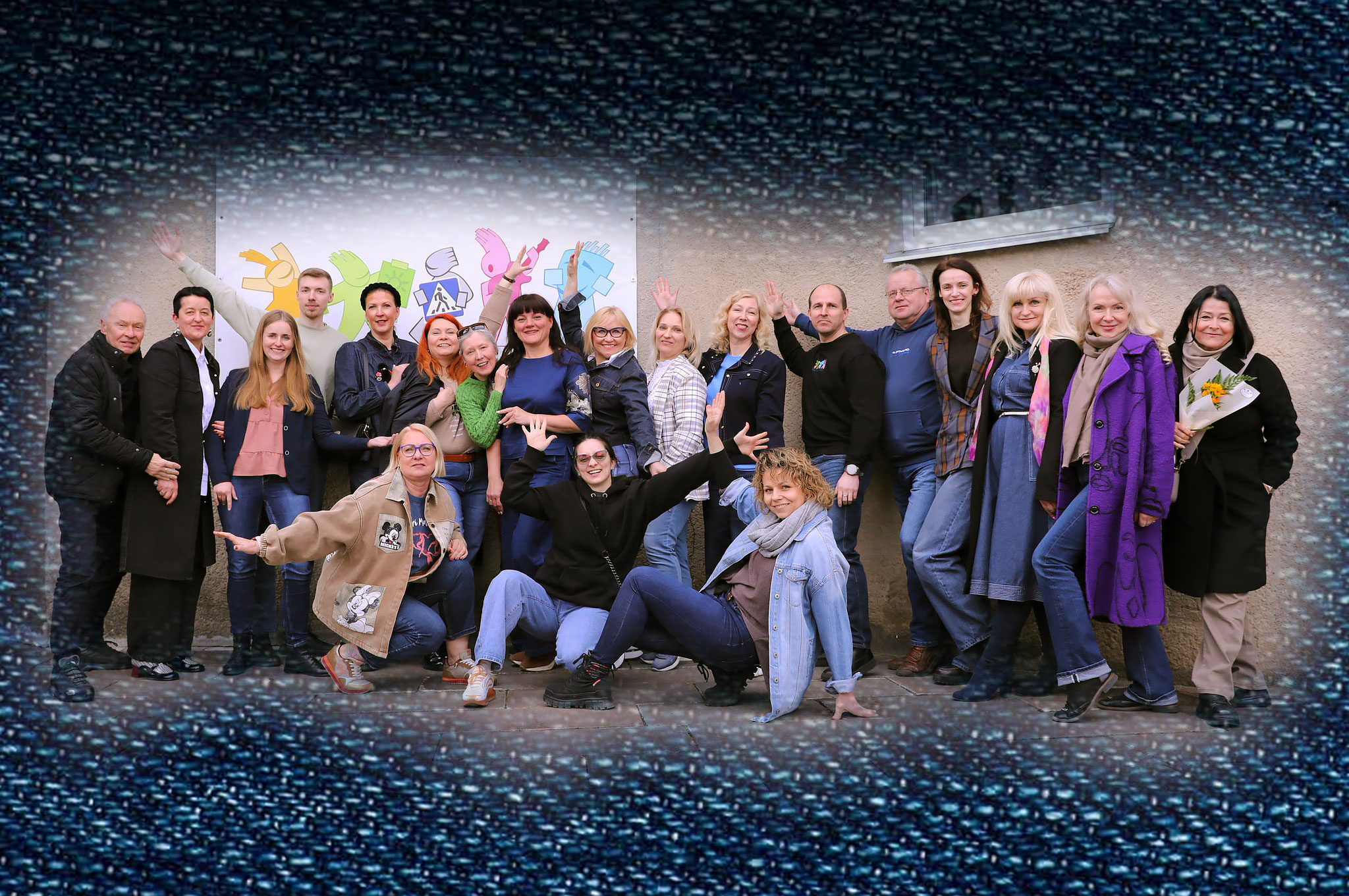 Jungiamėsi prie iniciatyvos, kviečiančios išreikšti solidarumą su seksualinio smurto aukomis ir į mokyklą balandžio 29 d. ateiti vilkint džinsus.