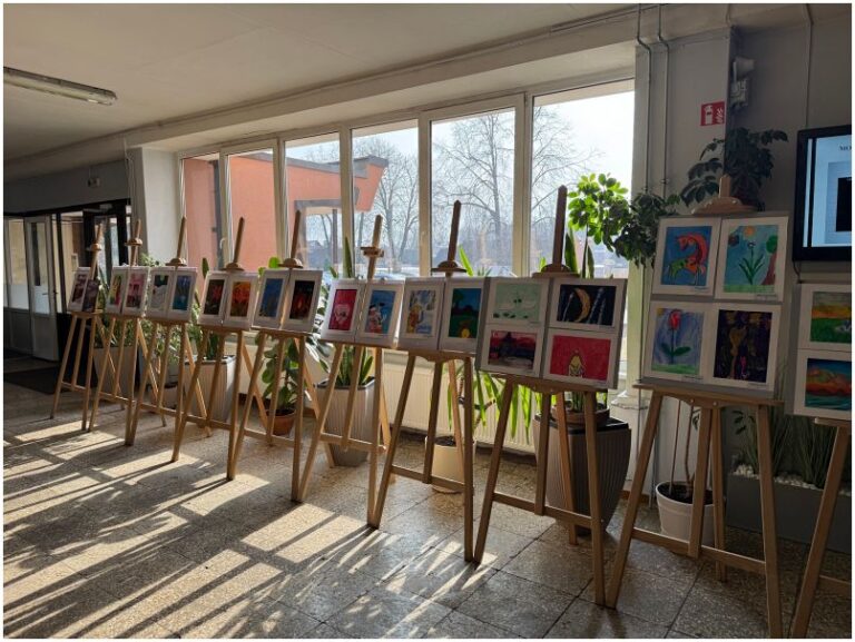 dailės studijos „Vitražai“ mokinių darbai