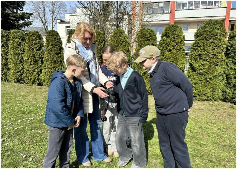 PASIRUOŠIMAS FOTOGRAFIJŲ PARODAI