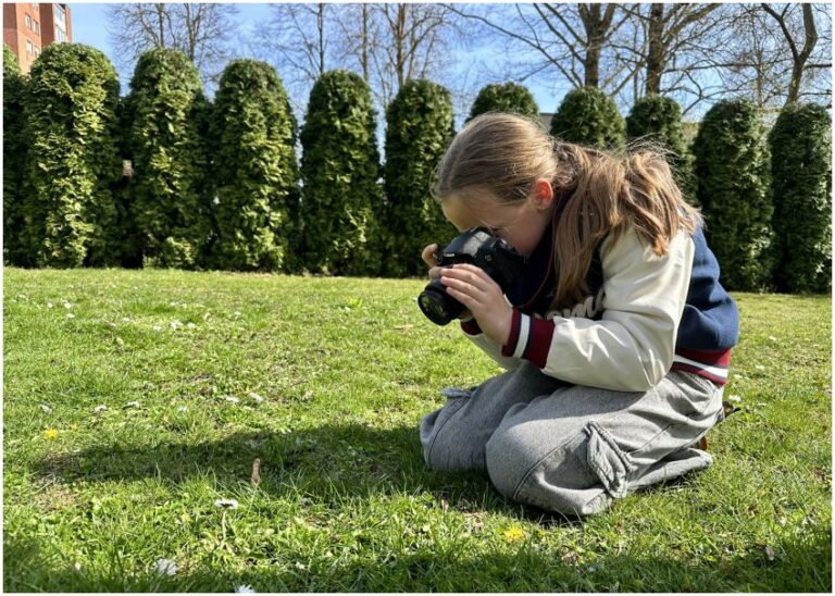 PASIRUOŠIMAS FOTOGRAFIJŲ PARODAI
